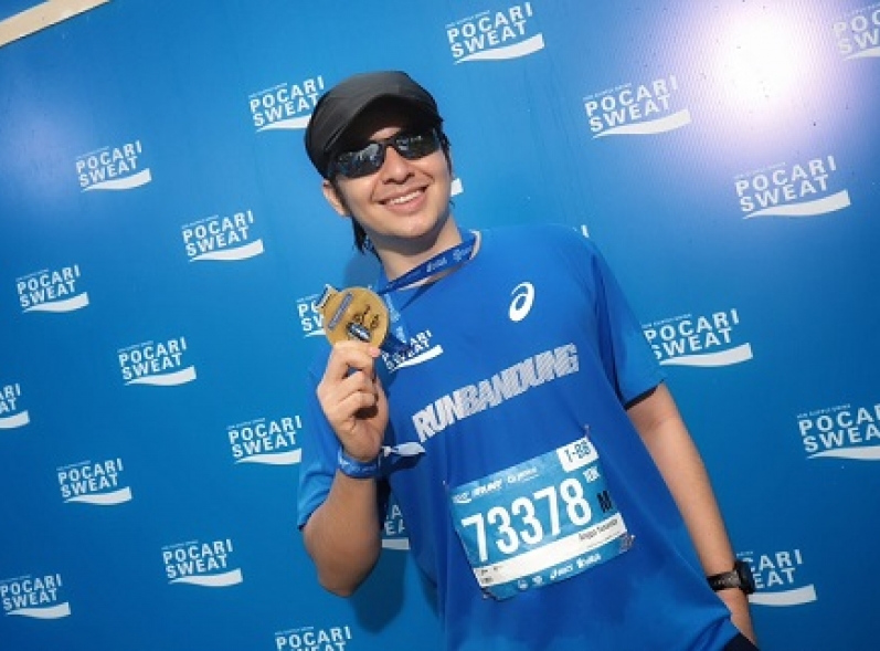 Angga Yunanda dan Jerome Polin Lari 10K  di Pocari Sweat Run 2026 Sambil Eksplor Kota Bandung