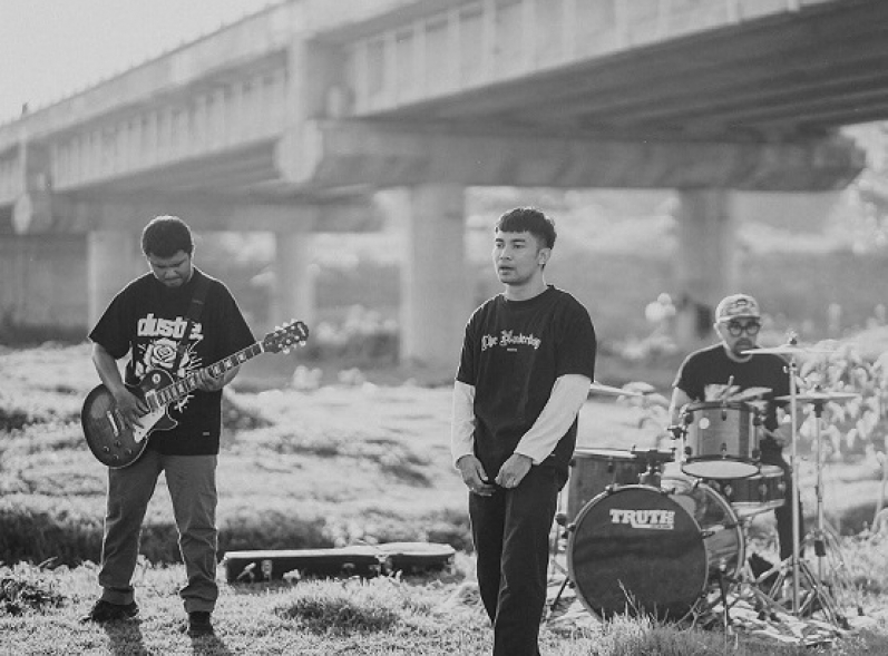 Band alternative/post-hardcore Tiresome asal Sulawesi Utara-Gorontalo merilis video klip untuk lagu &ldquo;Ursula&rdquo;