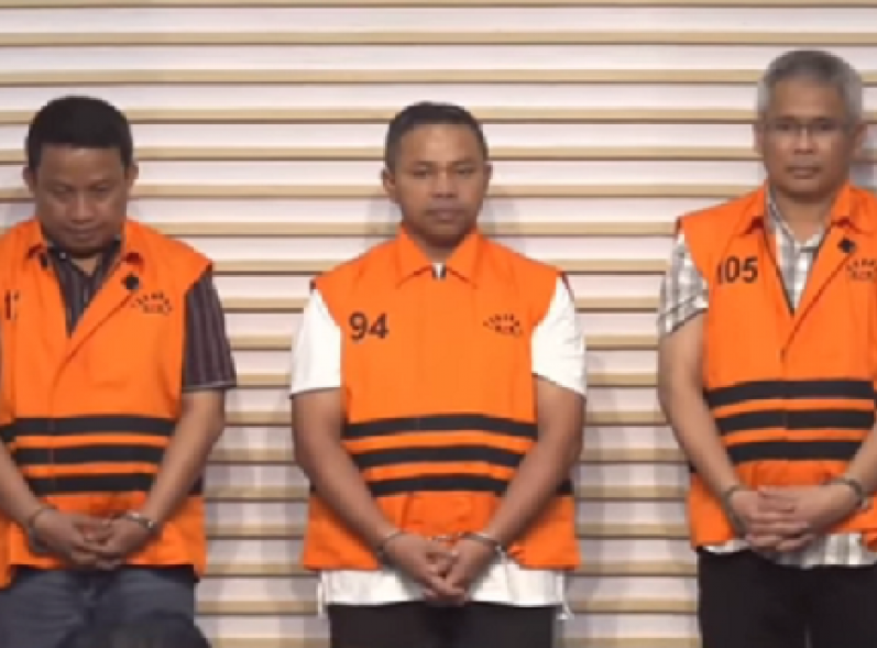 Gubernur Riau Abdul Wahid Diborgol dan Jadi Tersangka Korupsi