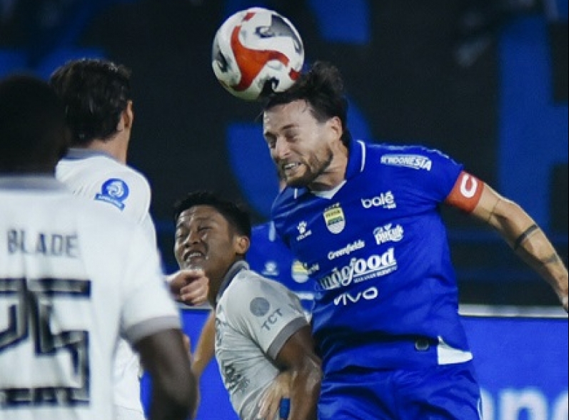 Persib Bandung Harus Puas Ditahan Bermain Imbang 0-0 oleh Arema FC