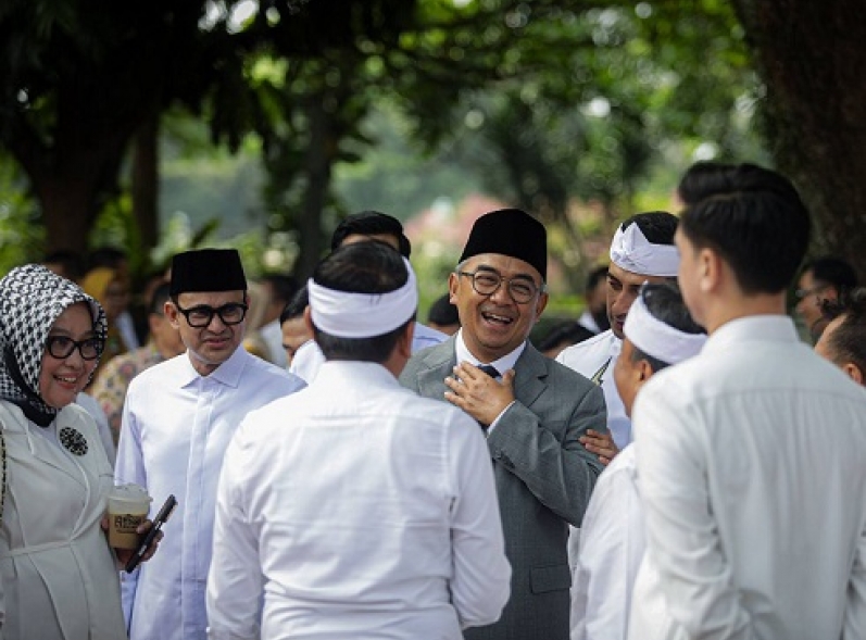 Pemkot Bandung Dukung Penuh Kebijakan Pemprov Jabar, Terkait Larangan Penebangan dan pemangkasan Pohon Produktif