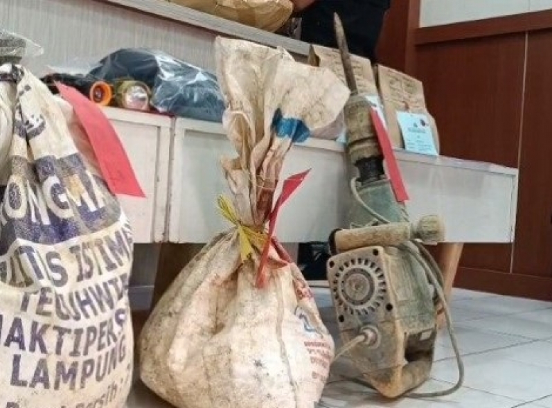 Polres Sukabumi Tindak Tegas Penambang Emas Ilegal di Cikakak