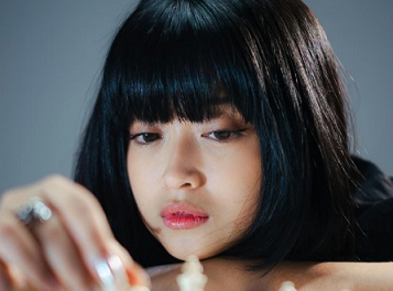 &ldquo;Cuma Aku yang Rasa&rdquo;, Langkah Serius Laras Gartiana di Dunia Musik
