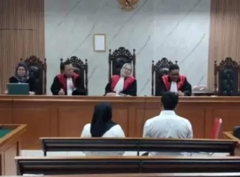 Hakim Vonis Dua Terdakwa Kasus Korupsi Kebun Binatang/Bandung Zoo 7 Tahun Penjara