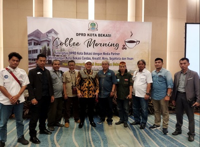 Pengurus SMSI Kota Bekasi Hadiri Undangan Coffee Morning DPRD Bersama  Insan Pers