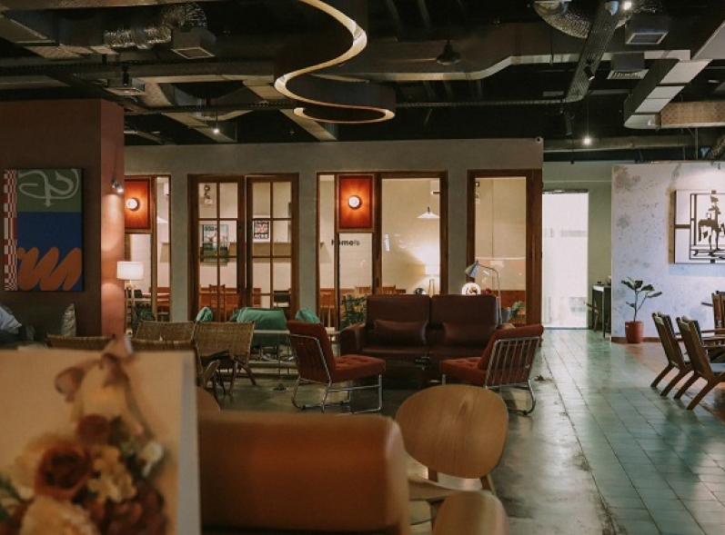 Homer Coffee, Destinasi Nongkrong &ldquo;Kalcer&rdquo; Baru di Jantung Braga