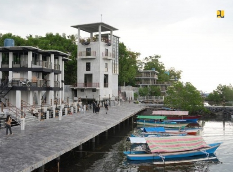 Kementerian PU Ajak Masyarakat Nikmati Pantai Malalayang di Manado