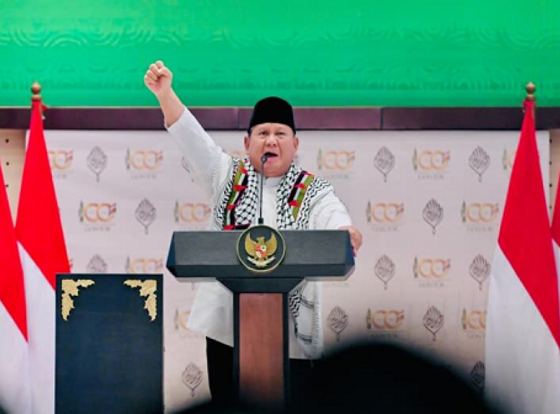 Hadiri 100 Tahun Pondok Pesantren Gontor, Presiden Prabowo Gemakan Free Palestine