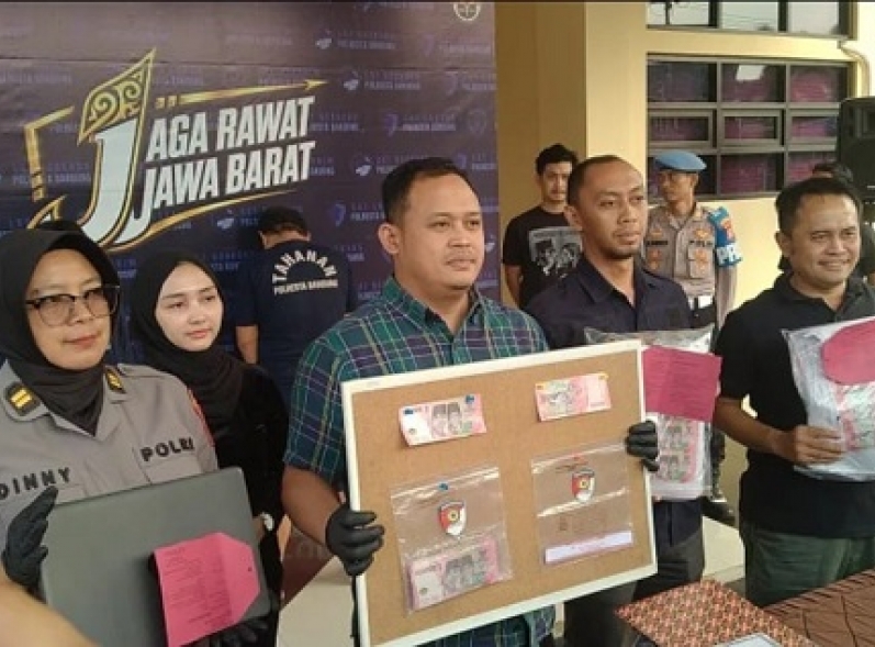 Polresta Bandung Berhasil Ungkap Produksi Uang Rupiah Palsu Senilai Rp1 Miliar di Ciparay Kabupaten Bandung