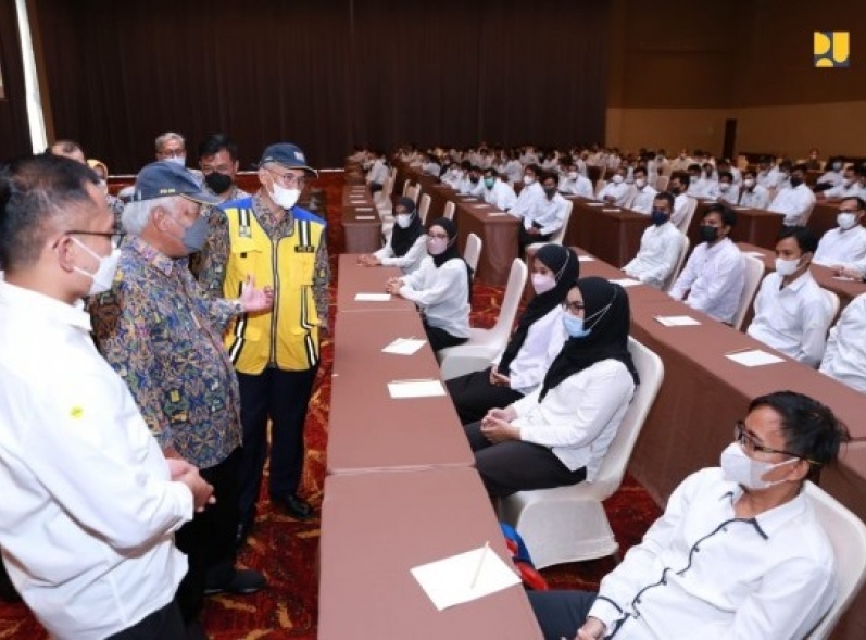 KemenPUPR Latih TPM untuk Program Percepatan Peningkatan Tata Guna Air Irigasi di Cirebon