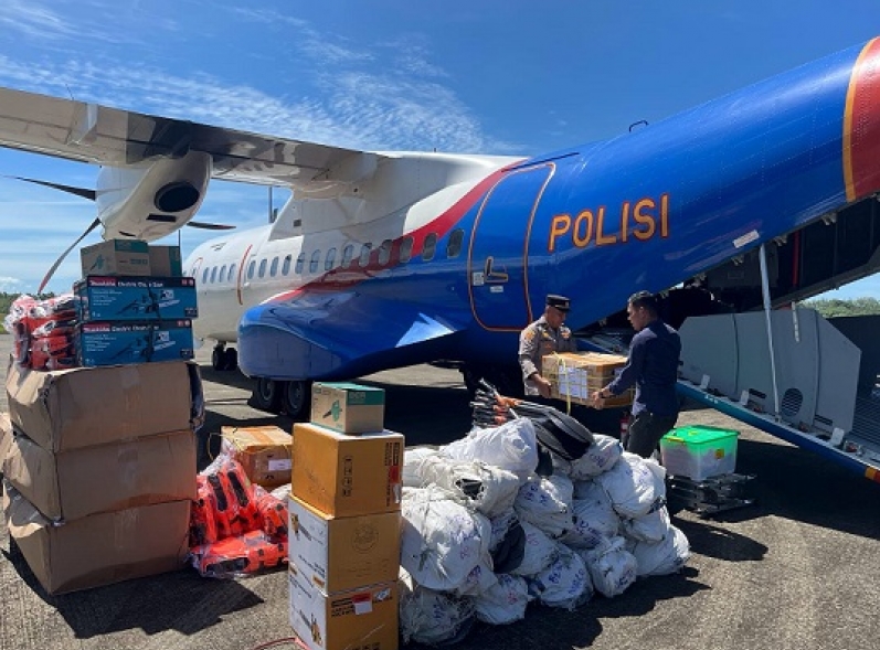 Bantuan Logistik Mabes Polri Tiba di Sumbar, Distribusi Difokuskan ke Daerah Paling Terdampak